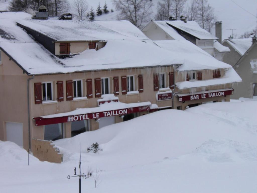 Hotel Le Taillon カヴァルニ エクステリア 写真